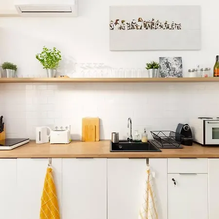 Stylish And Smart In The Center Apartment Budapest