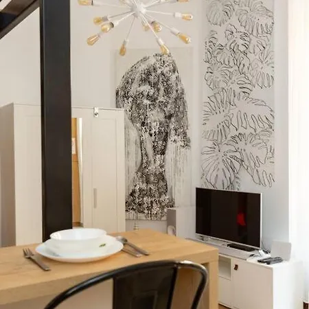 Apartment Stylish And Smart In The Center *